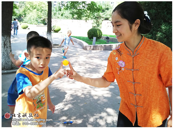 午后的戶外運動，是小朋友們最期待的了。