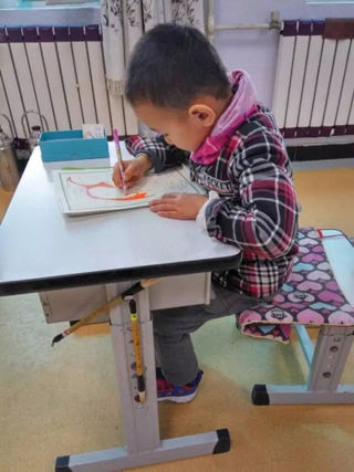 最近在挑戰高難度的彩繪啦