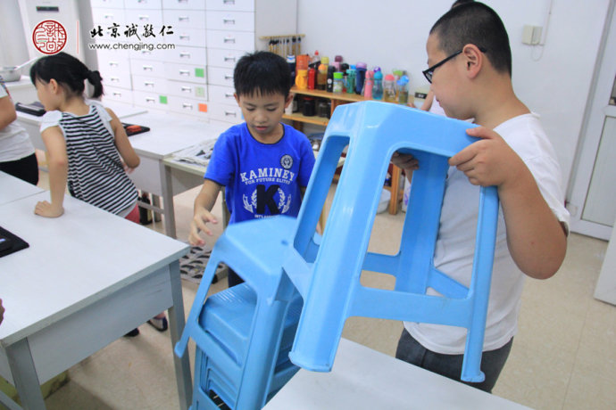 手語歌曲課程帶給小學(xué)員無盡歡樂