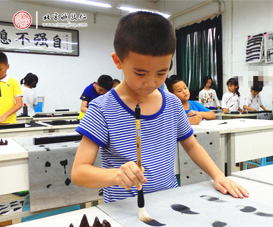 
多元德藝篆刻班，金石印心，至美篆刻。
