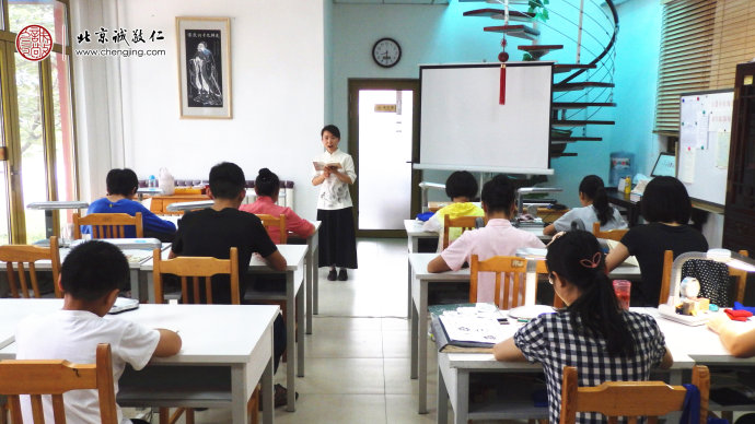 
多元德藝篆刻班，金石印心，至美篆刻。
