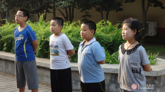 精神抖擻，整裝待發