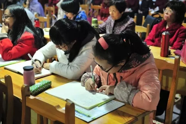 11月5號北京的霾 仙境對不對 *^-^*              